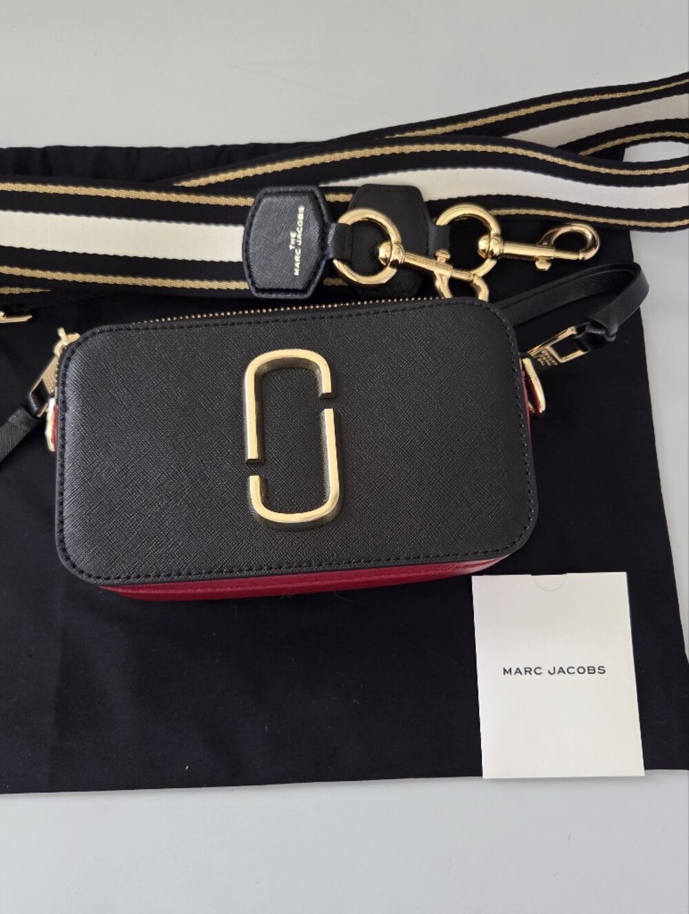 Marc Jacobs  Leather The Snapshot Camera Bag Crossbody